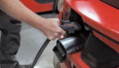 Linde Electric Forklifts Contribute to Sustainability