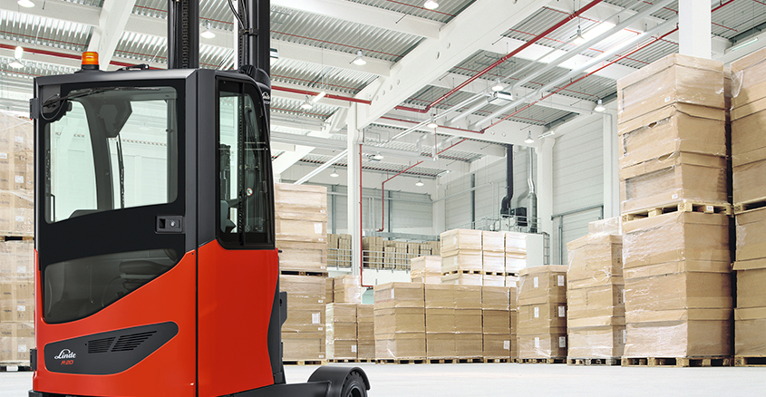 Reach trucks